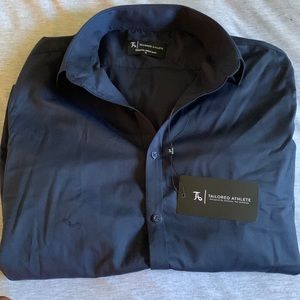 Tailored Athlete fitted dressy shirt